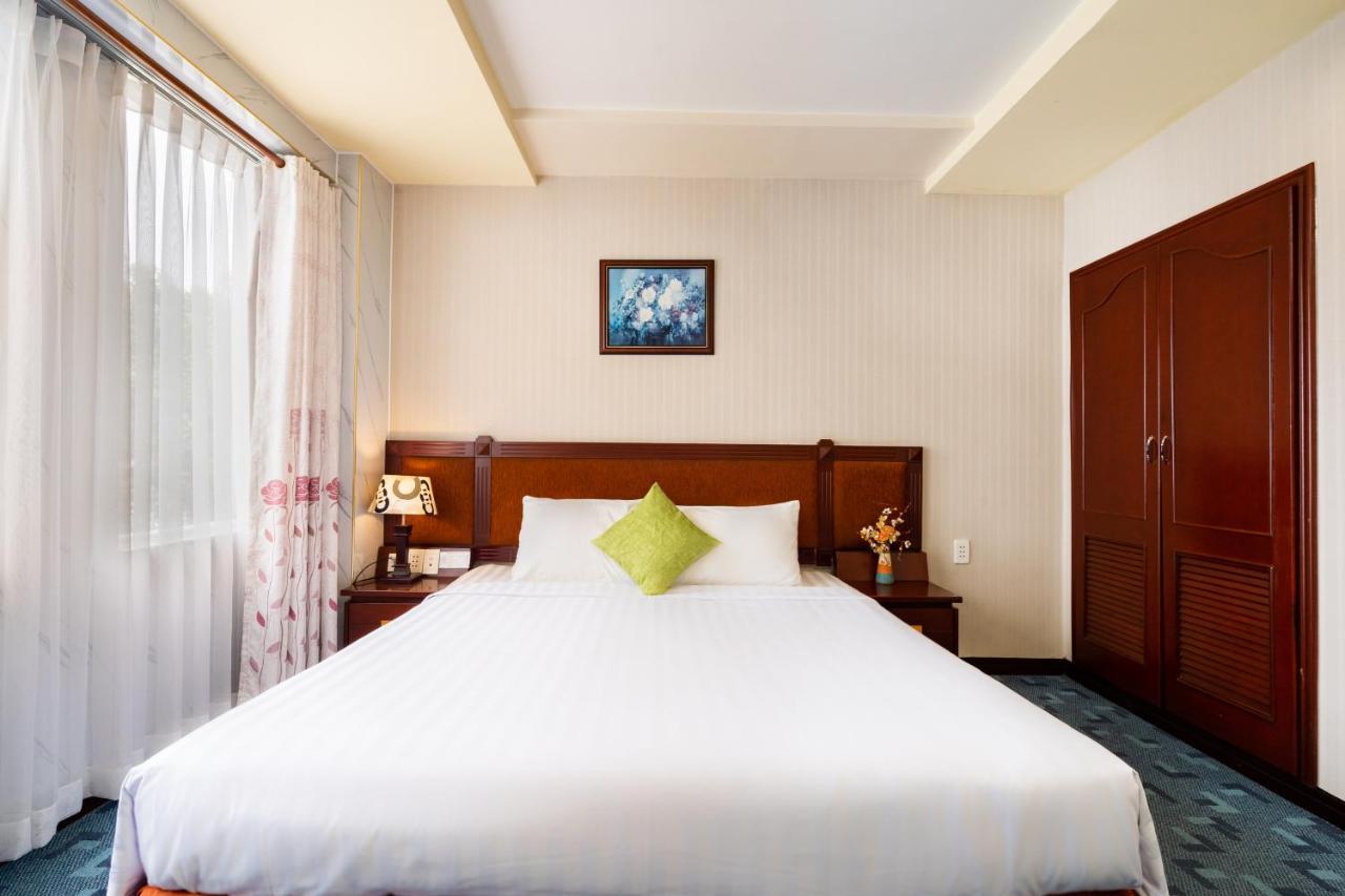 Lucasta Saigon Hotel Ho Şi Min Exterior foto