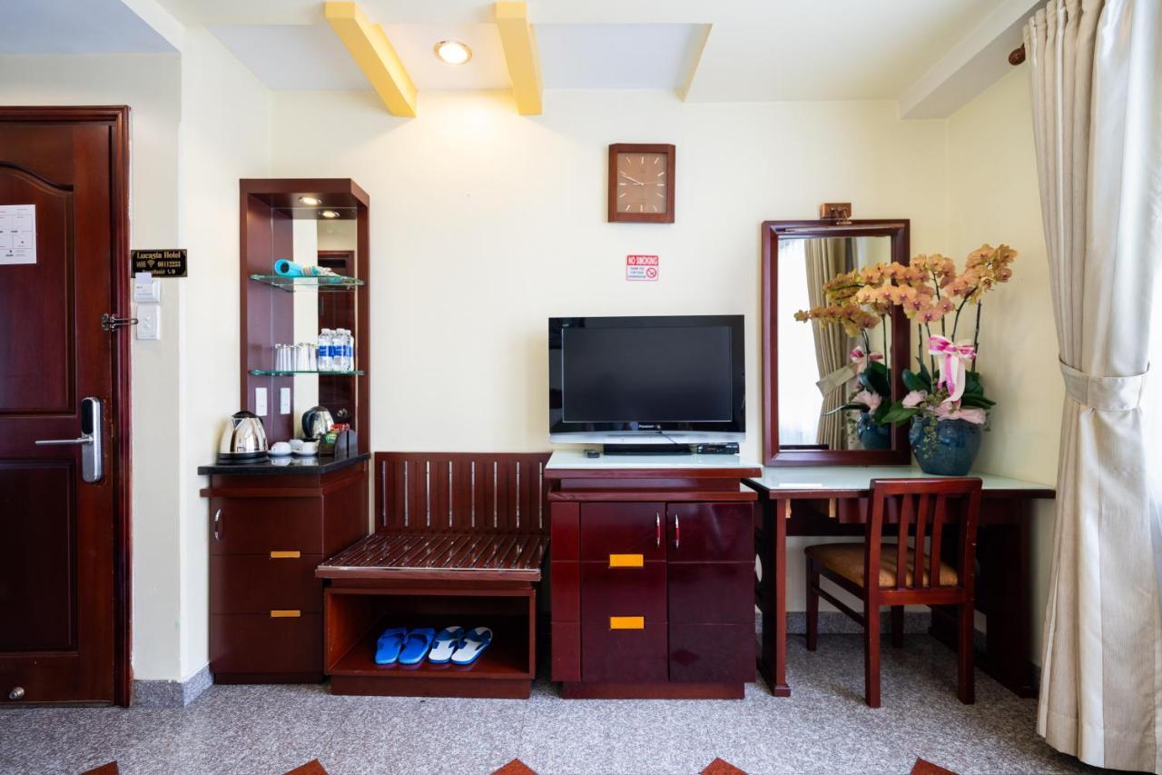 Lucasta Saigon Hotel Ho Şi Min Exterior foto